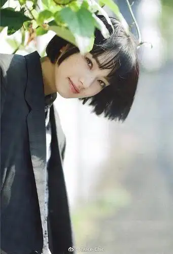 有鹅留过小松菜奈这种平刘海吗?