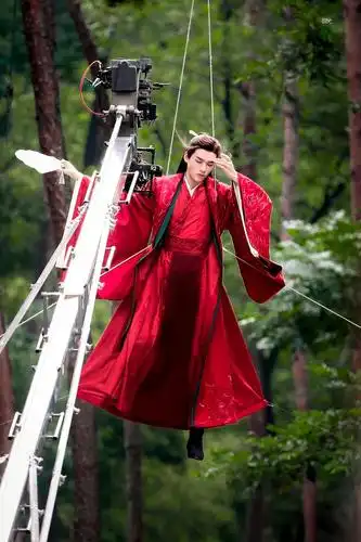 哦豁 红衣温客行又来啦(龚俊)