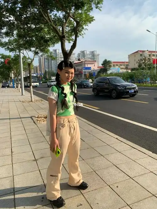 愣是拍出1米5的样子