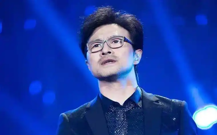 汪峰个人资料简介( 汪峰真实家世曝光) - 百科 - 搜娱网