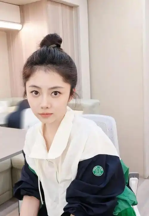 329娱乐赵丽颖王一博杨洋龚俊罗云熙谭松韵唐嫣金晨邓为刘学义