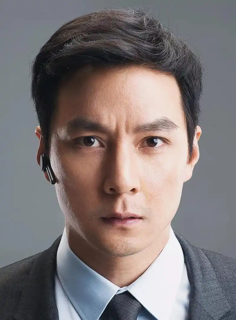 从吴彦祖,周润发到莱昂纳多迪卡普里奥当时就有一种众星捧月般的感觉