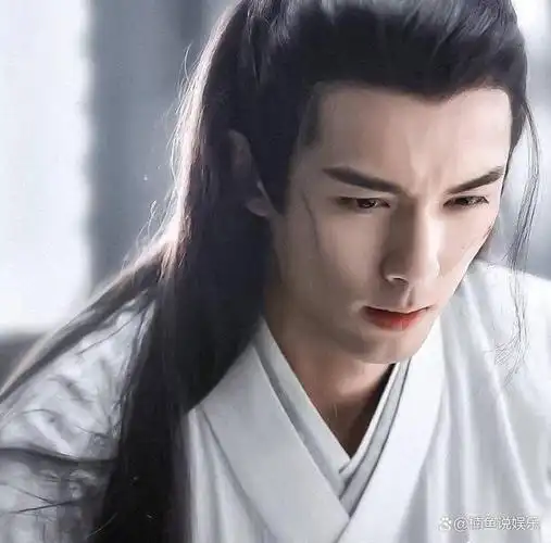 自从《长歌行》古装剧播出以后,没想到吴磊和赵露思还会有第二次合作