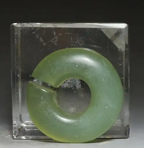 红山文化晚期玉器