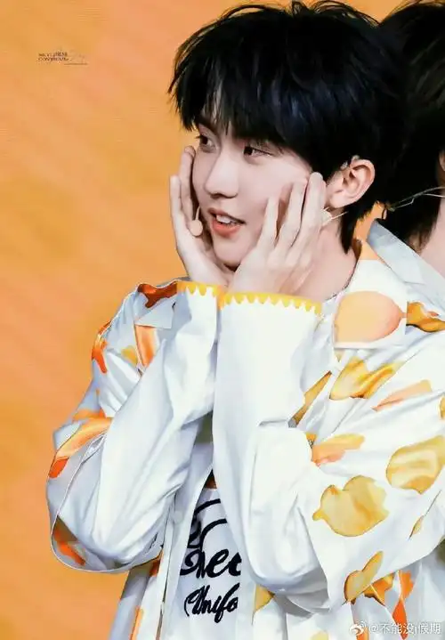 马嘉祺超话#马嘉祺##马嘉祺新歌蜉蝣##马嘉祺灿烂的花园##马嘉祺个人