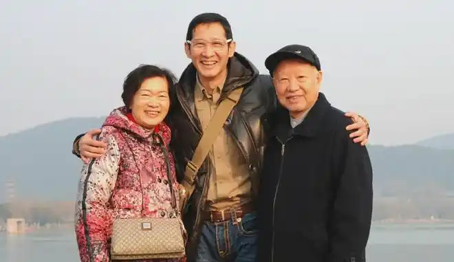 王劲松,演了这些狠角色丨国剧60讲第二季|刘和平|演员|大明王朝1566