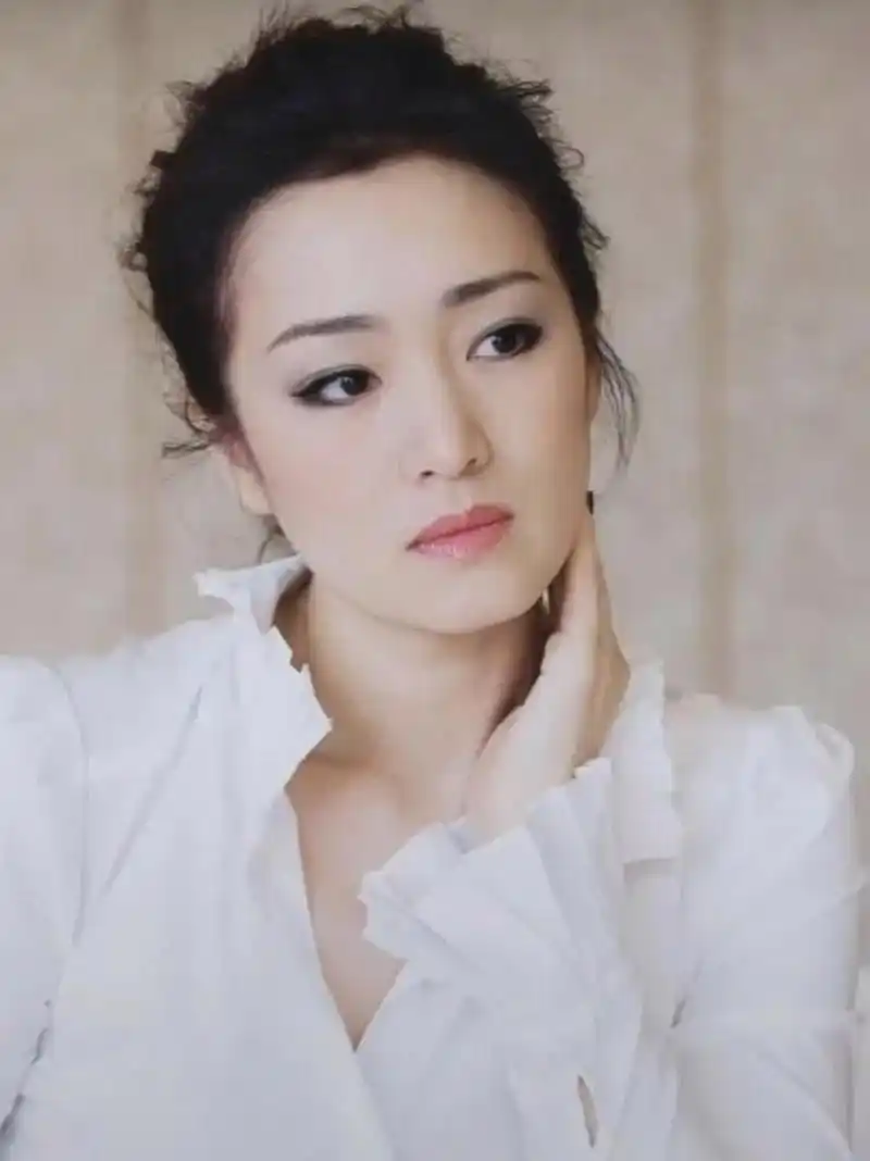 巩俐年轻时有多美?