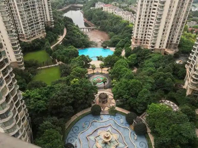 棕榈泉国际花园(四期)