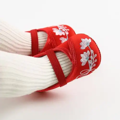 七色王国宝宝鞋新年唐装鞋女童手工小布鞋女1岁婴儿周岁鞋2学步鞋红色