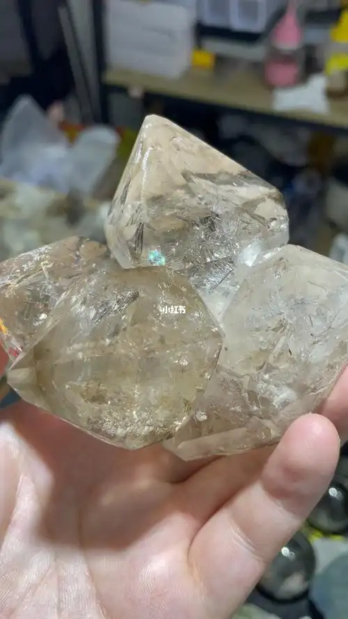 天然巴西闪灵钻水胆骨干水晶原石78