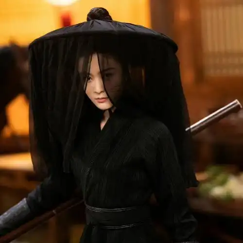 《择君记》张雪迎黑衣女侠造型