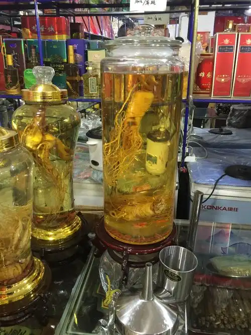 其它 鲜参大补酒,现在泡好,正好过年喝 写美篇养生