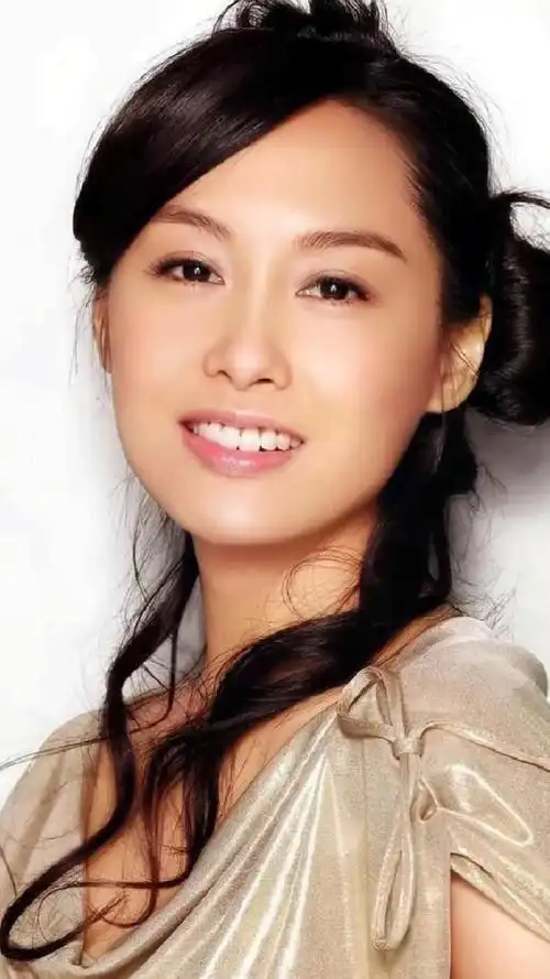 心中永远的紫霞仙子!颜值巅峰时的朱茵美出天际