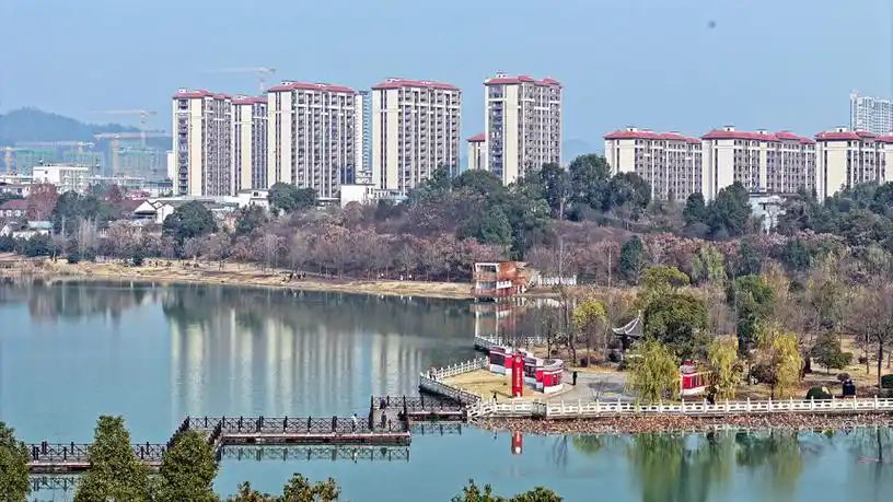 航拍江西省宜丰县新昌湖省级湿地公园.何贱来摄