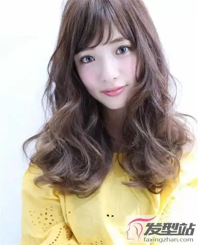 空气感中长烫发 日式漂烫好迷人-女士发型-美发发型网