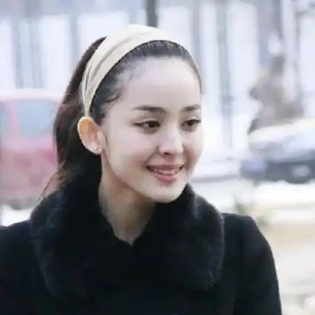 古力娜扎:从当红小花到全网黑,她的故事远远不止一个姐姐_舞蹈_因为