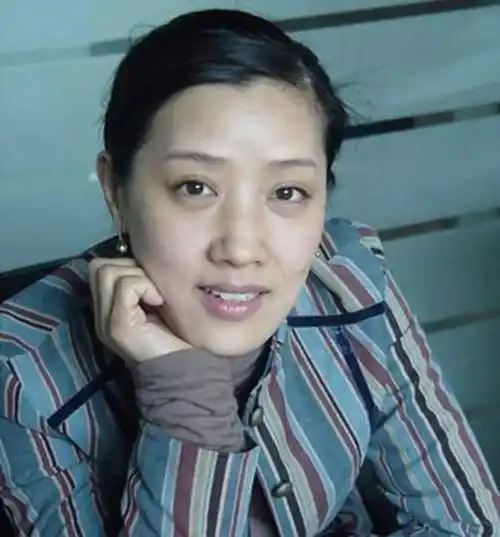 原创李歌靠洗脚火遍大江南北48岁时再演母亲却无人识