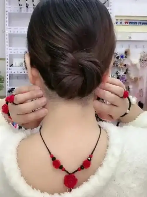 短发碎发怎样盘发干净不毛躁#旗袍发型 #碎发神器