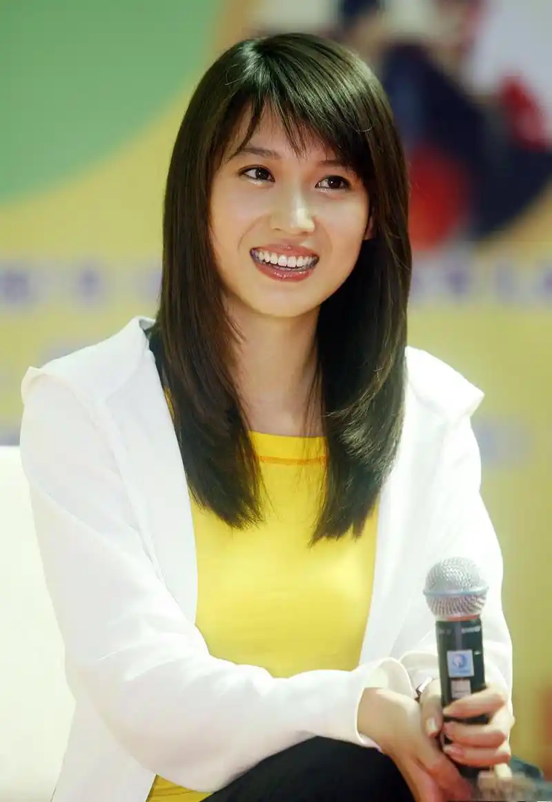 家有儿女剧组重聚,宁丹琳为何缺席?