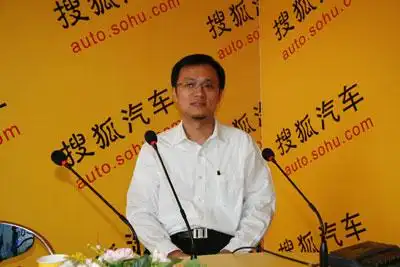 专题 论剑紫禁城之传播战 老总谈传播战  胡俊:的确像您讲的,互联网在