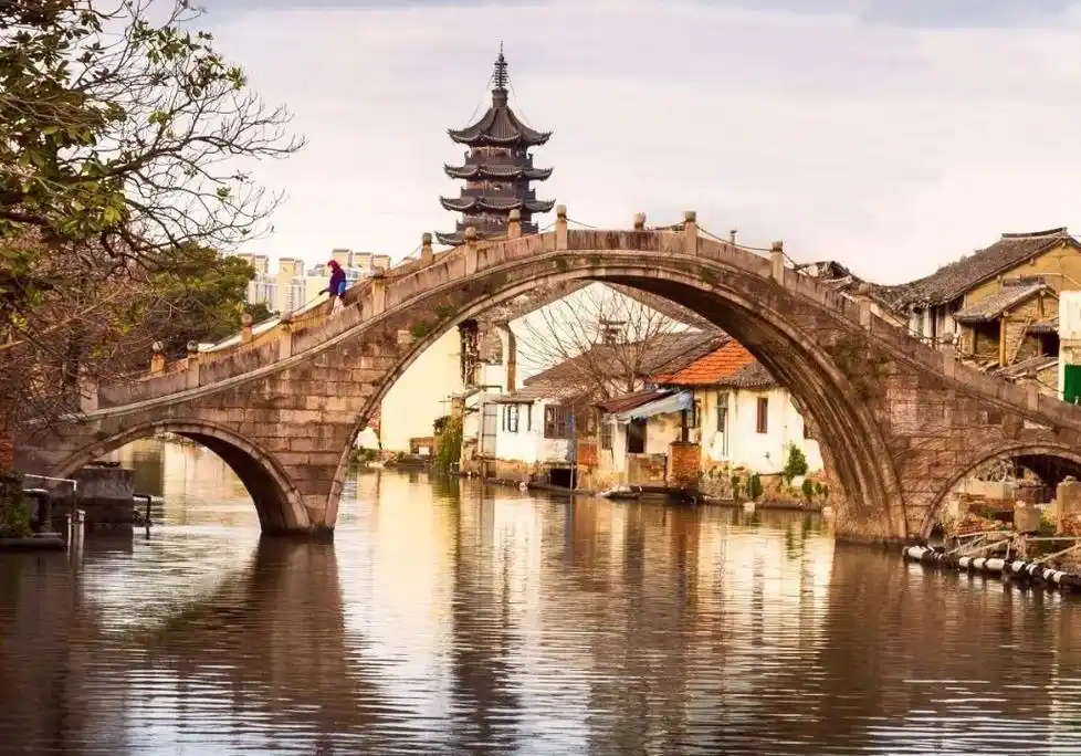 泗泾古镇百年古桥启动修缮预计年底前完工