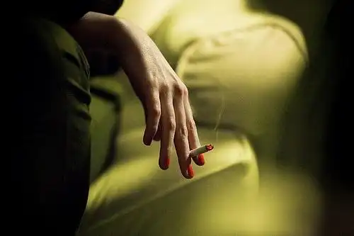 一个人淡淡忧伤的句子