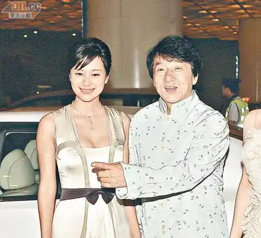 成龙徐静蕾一段极其不堪的风流密事(图)