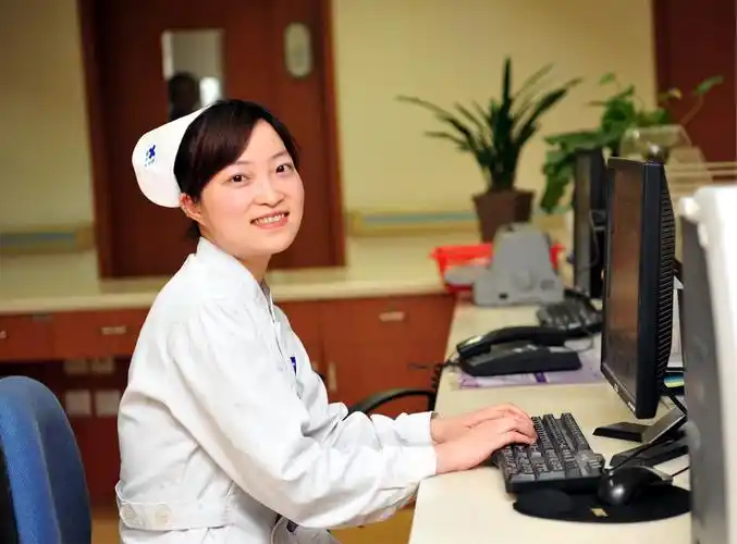 2017外妇科片区护士节精选:人间五月天——最美便是她