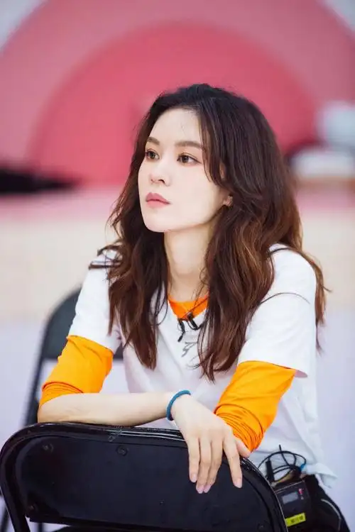 万茜做梦都想不到,点赞宁静恶评竟然发展成了连续剧郁可唯第七集:网易