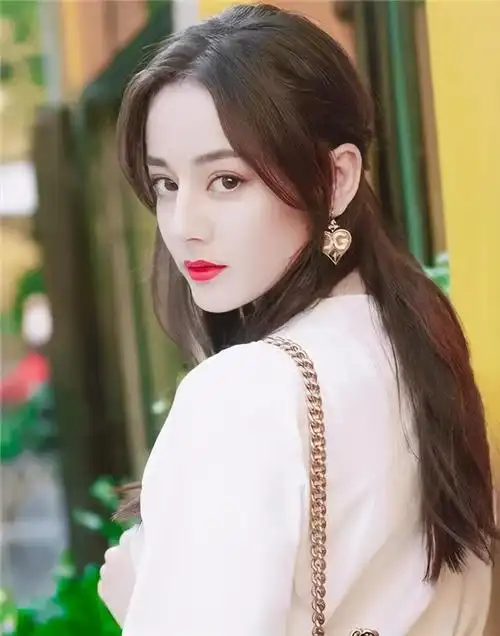 迪丽热巴|刘海|空气刘海|脸型|碎发_网易订阅