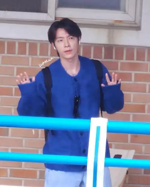 李东海饭拍##李东海艺能新星