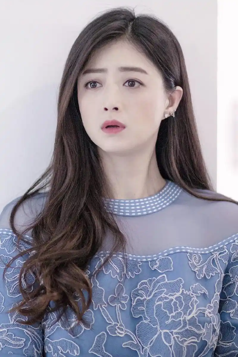 『欢乐颂』 79樊胜美 ♀蒋欣