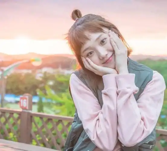 李圣经举重妖精金福珠剧照