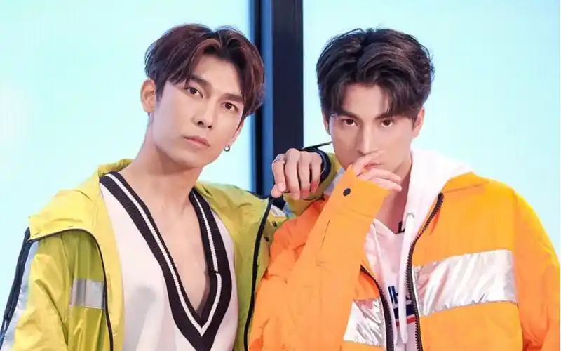 mewgulf中字20200523时尚芭莎采访onitsukatiger怎一个宠字了得