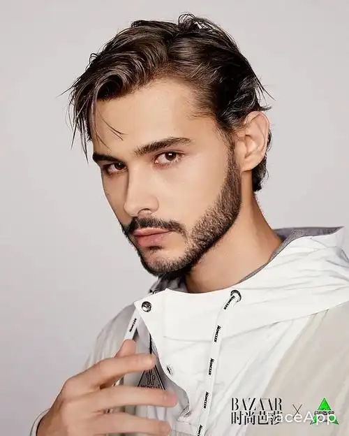 突然想看他留一次络腮胡子