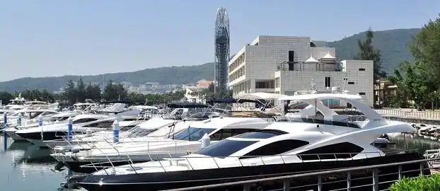 大梅沙湾游艇会