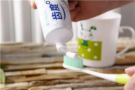 牙膏自制延时药