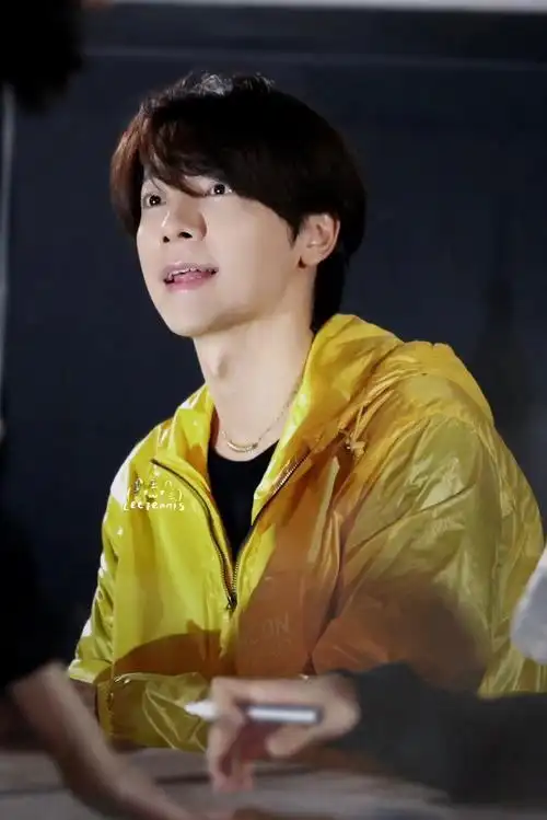 李东海饭拍##李东海创作才子