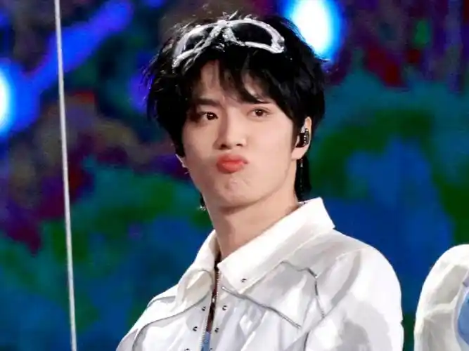 【刘耀文】太漂亮了这孩子!掌管护目镜的神!