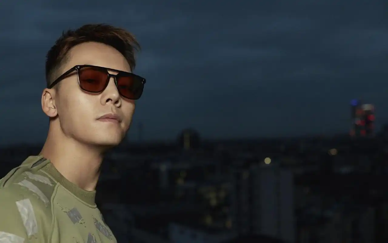 陈伟霆酷帅写真图片桌面壁纸