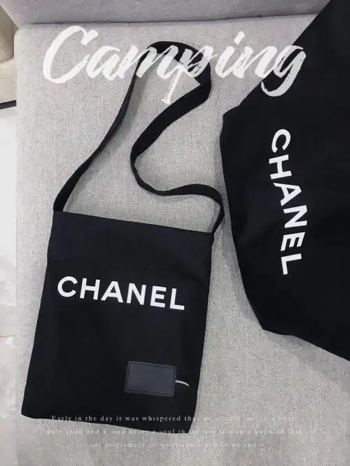 chanel购物袋