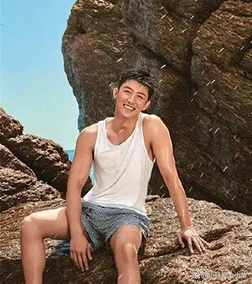 身材好也被吐槽?黄景瑜的"不清醒",给娱乐圈敲响了警钟!