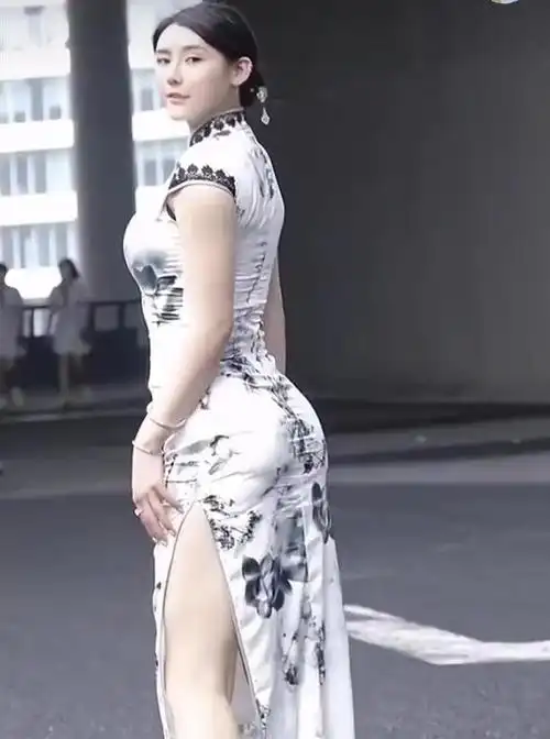 95后姑娘刘太阳被人称为臀神坚持运动是关键