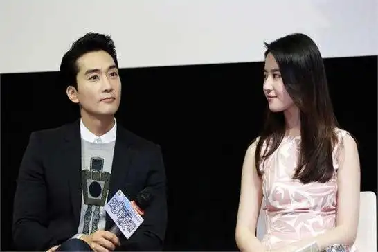 回顾刘亦菲宋承宪这段情,或许一厢情愿的爱情,注定没