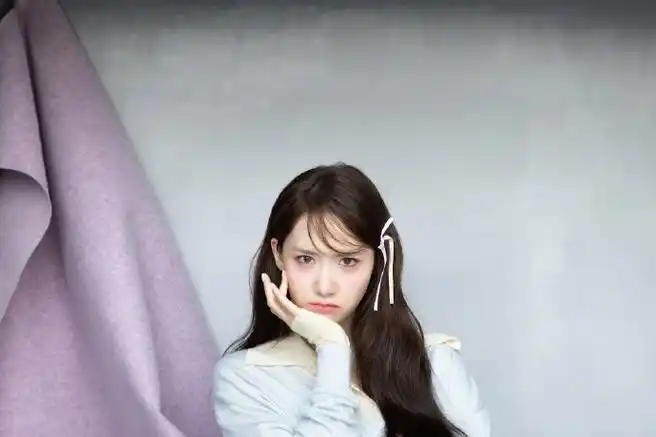 图片系列:  海报:林允儿_yooniverse  预告照1:林允儿_yooniverse