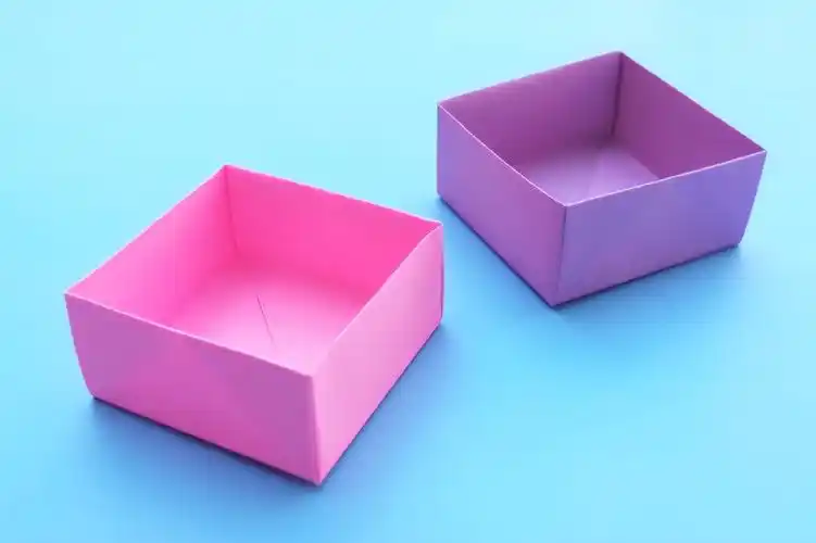 一张纸如何折成纸盒子一起学学吧