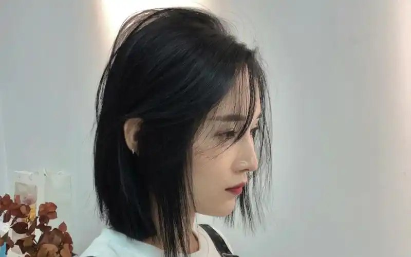 女生超a短发系列,不烫不染也非常好看且减龄