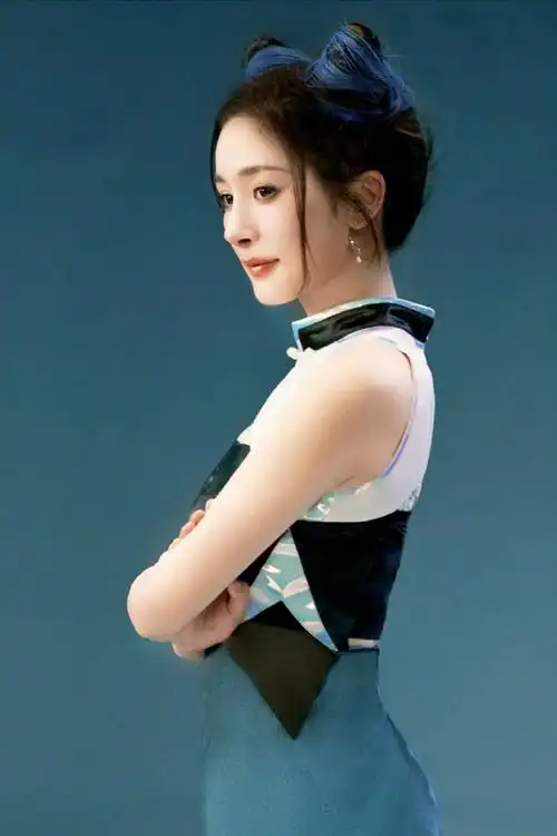 杨幂蓝耳朵小狐狸##杨幂好甜好辣