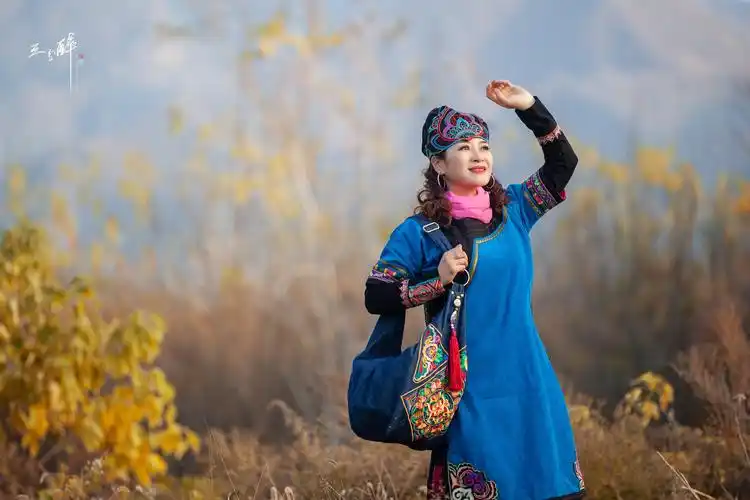 藏族姑娘~格桑梅朵