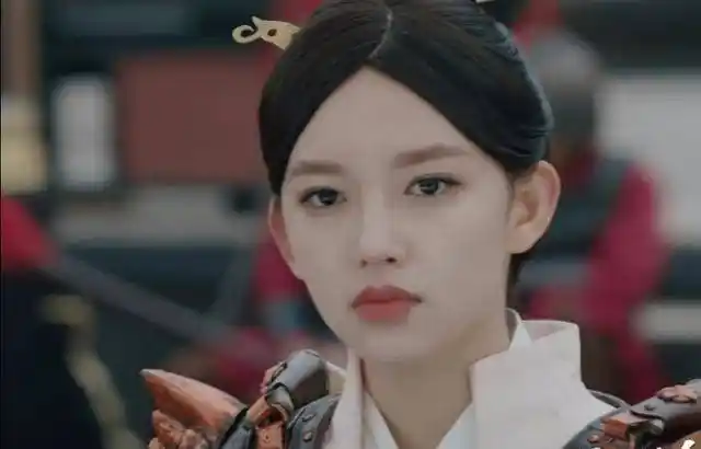 程潇新古装刘海造型让她美成了仙女!_漂亮_新剧_瓜子脸